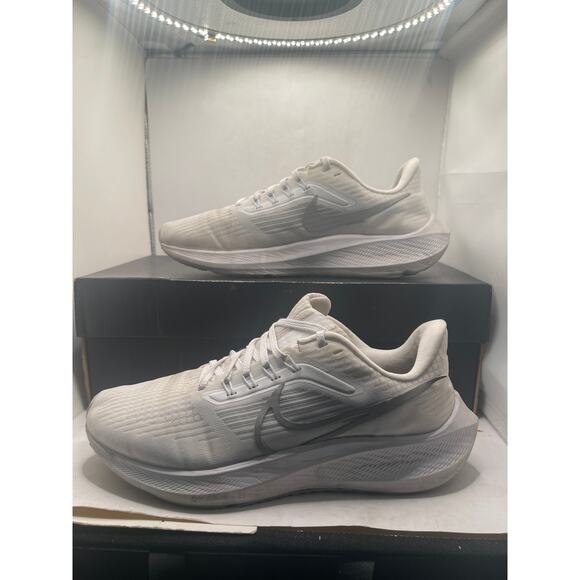 (WMNS) Nike Air Zoom Pegasus 39 ‘White Pure Platinum’ DH4072-100 Size 8.5 - Picture 3 of 10